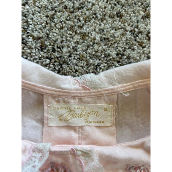 VINTAGE BARBIZON sz M NIGHTGOWN Feathaire Embroidered Lace Donnie Lola PINK F24 - Picture 3 of 9
